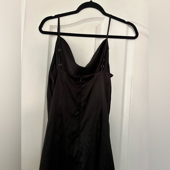 Altar’d state SILK BACKLESS MINI DRESS small - Picture 8 of 9